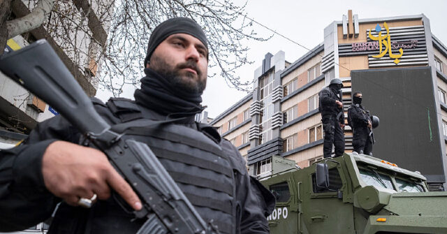 iran-executes-19-year-old-champion-wrestler-saleh-mohammadi-in-public-hanging