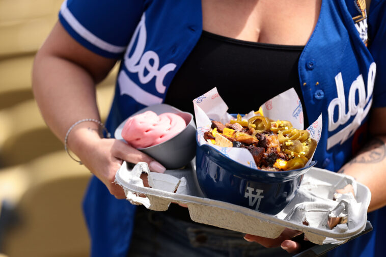 dodgers-fans-consume-extraordinary-number-of-calories-on-game-day