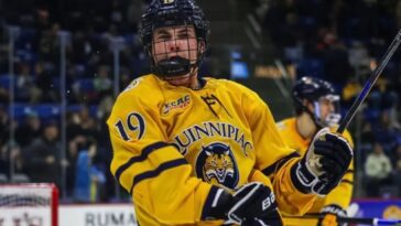 long-island’s-ethan-wyttenbach-finalist-for-college-hockey’s-hobey-baker-award