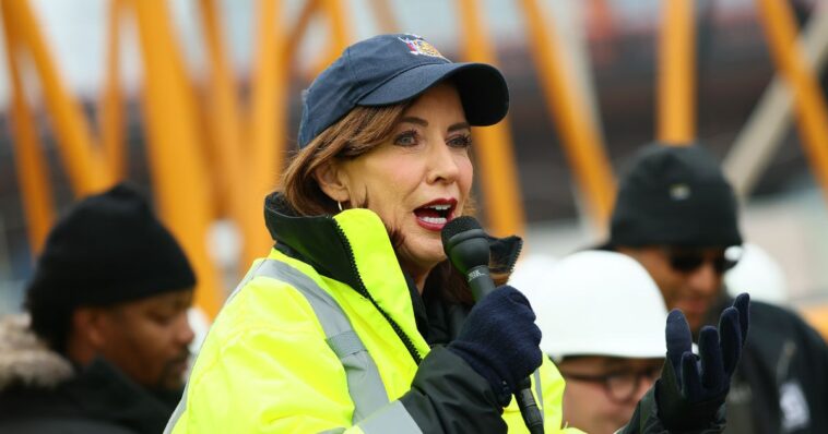 after-telling-them-to-leave,-hochul-begs-new-yorkers-who-fled-to-fl:-please-come-back-–-and-drag-your-friends-back,-too-–-to-pay-our-high-taxes