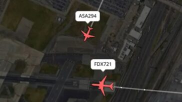 audio-captures-air-traffic-controller’s-calm-response-as-alaska-airlines,-fedex-cargo-planes-nearly-collide-at-newark-airport