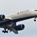 4-flight-attendants-injured-after-severe-turbulence-on-delta-flight-from-la