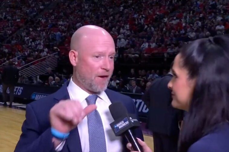 villanova-coach-wildly-jokes-that-he-should-fire-entire-staff-in-middle-of-march-madness-loss