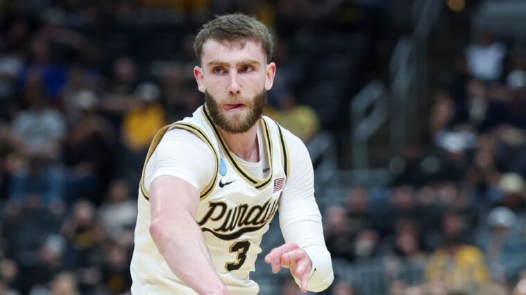 purdue’s-smith-leaps-hurley-as-ncaa-assists-king