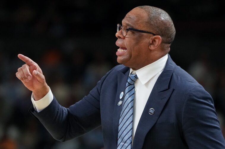what-it-would-cost-north-carolina-to-move-on-from-hubert-davis-after-stunning-march-madness-loss