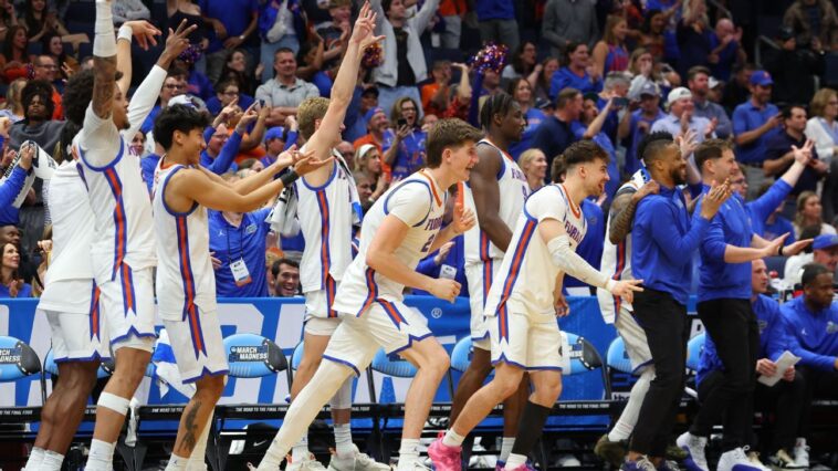 florida-starts-title-defense-with-59-point-pounding