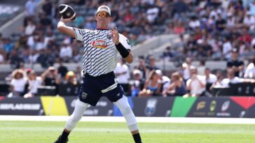 brady-shines,-team-usa-dominates-flag-football