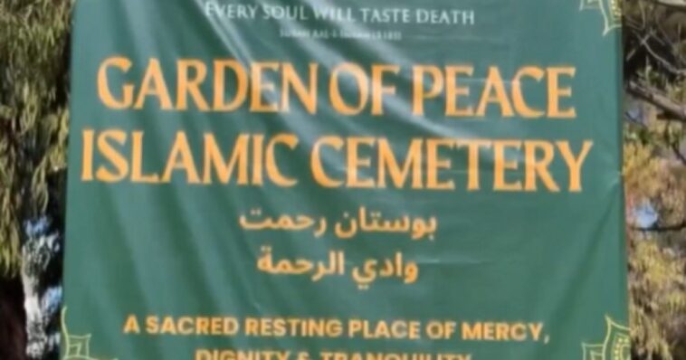 locals-furious-after-islamic-banner-is-draped-over-9/11-memorial-in-california-cemetery-(video)