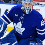 leafs-g-stolarz-out-after-taking-puck-to-throat