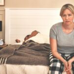 the-real-reasons-you’re-still-exhausted-after-8-hours-of-sleep,-according-to-an-expert