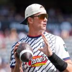 tom-brady-shines-in-return-to-football-field-despite-losses-at-fanatics-flag-football-classic