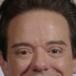 ‘the-singularity’:-‘code-red’-author-wynton-hall-warns-humans-will-have-to-make-‘moral-choice’-whether-to-fuse-with-robots