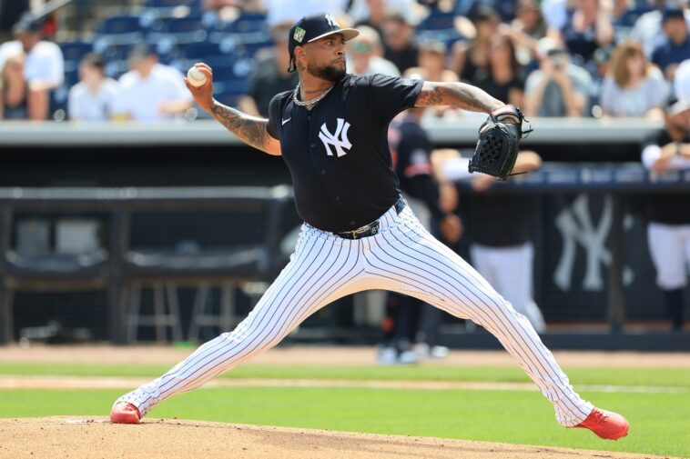 luis-gil-left-in-limbo-after-yankees-reveal-early-rotation-plans:-‘working-through’-it