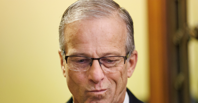 trump-rejects-john-thune’s-proposal-to-fund-dhs-without-ice