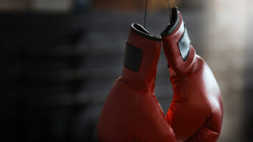 19-yr-old-female-boxer-isis-sio-in-medically-induced-coma-after-knockout-loss