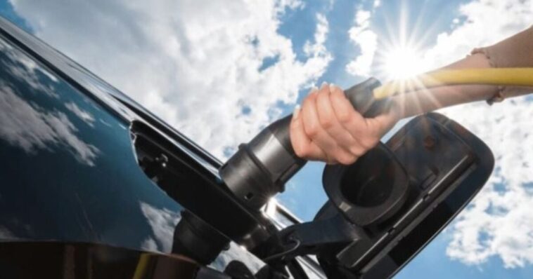 central-european-state-forced-to-ration-fuel-and-deploy-army-for-transport-and-logistics-as-middle-east-war-rages-on