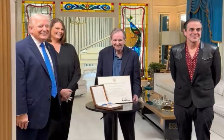 “everybody-loves-elvis!”-president-trump-visits-graceland-during-stop-in-memphis-(video)