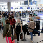 travel-nightmare:-tsa-security-wait-time-reaches-4-hours-at-houston-airport-terminal,-hours-at-airports-nationwide