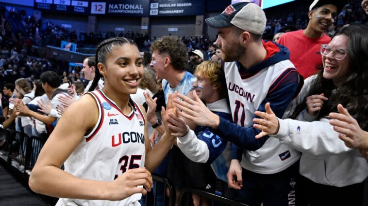fudd-leads-uconn-to-53-point-win,-into-sweet-16