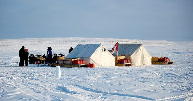 canada’s-military-drill-in-the-arctic-flops-in-extreme-cold-temperatures