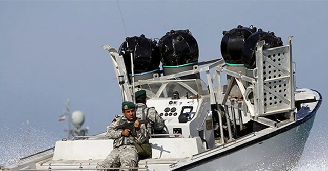 iran-has-laid-small-number-of-naval-mines-into-strait-of-hormuz,-challenging-peace-talks:-report