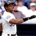 thomas-sues-white-sox-for-using-name-on-jersey