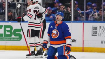 islanders-hurt-playoff-hopes-with-ugly-loss-to-woeful-blackhawks