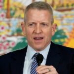 florida-gop-gubernatorial-candidate-calls-for-sweeping-federal-limits-on-muslim-immigration