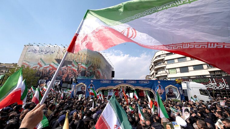 jack-keane-warns-ceasefire-with-iran-would-‘play-right-into-their-hands’-as-trump-signals-deal-progress