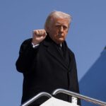 trump-teases-mysterious-iran-‘prize’-as-bigger-stakes-come-into-focus