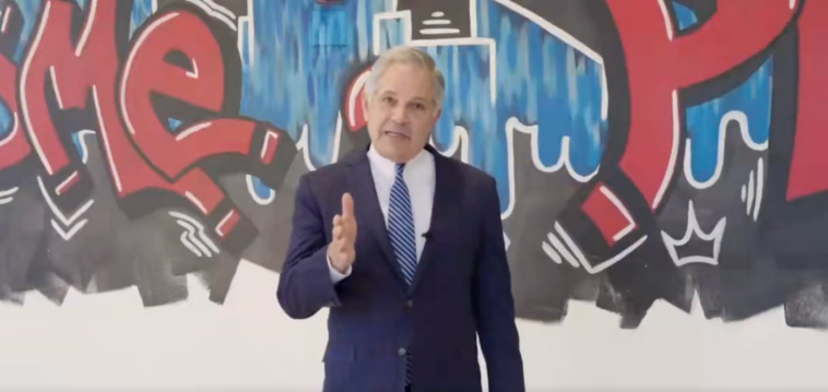 ‘i-will-put-you-in-a-jail-cell’:-leftist-philly-da-threatens-ice-agents-helping-tsa