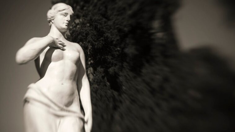 onlyfans-made-a-few-stars-rich,-but-what-most-creators-actually-see-is-another-story