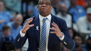 the-brutal-reason-one-rival-coach-wanted-hubert-davis-to-stay-at-unc:-‘no-one-in-the-acc-was-scared-of-him’