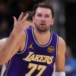 road-weary-lakers-close-out-6-game-trip-with-win-over-pacers