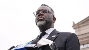 chicago-mayor-brandon-johnson-doubles-down-on-defending-illegal-aliens