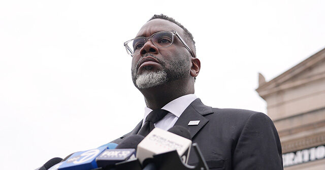 chicago-mayor-brandon-johnson-doubles-down-on-defending-illegal-aliens