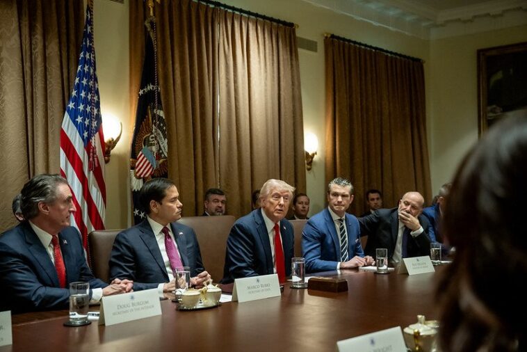 watch-live:-president-trump-participates-in-a-cabinet-meeting-as-shutdown-approaches-six-weeks-and-trump-says-iran-deal-is-imminent
