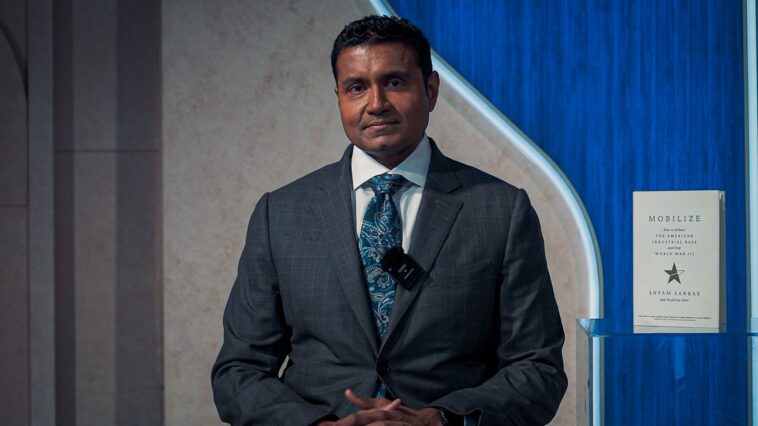 america’s-‘undeclared-emergency:’-palantir-exec-talks-iran,-deadly-new-us-weapons-and-how-to-avoid-world-war-3