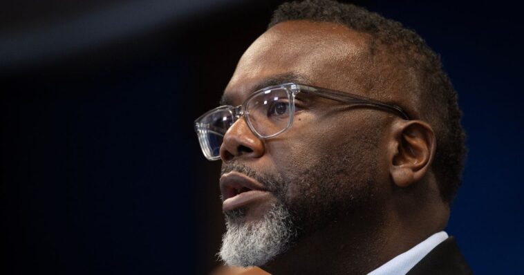 chicago-mayor-unveils-city-vehicle-that-directly-attacks-ice-a-week-after-illegal-alien-allegedly-commits-murder