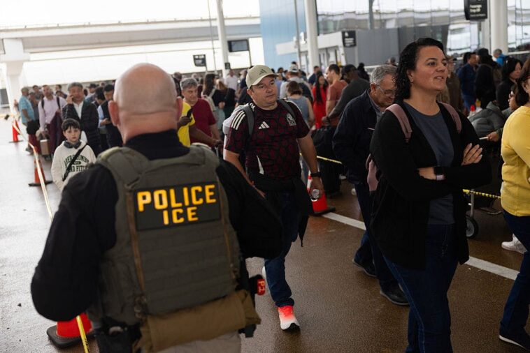 watch:-ice-agent-saves-baby-who-stopped-breathing-in-tsa-line