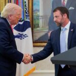 trump-steps-in-on-tsa-pay,-warns-dems-cannot-‘hold-our-country-hostage’