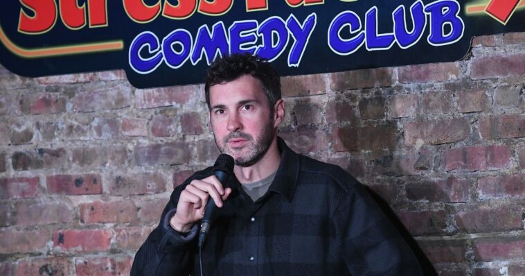 netflix-denies-exec-called-muslims-‘dangerous-people’-after-reportedly-asking-comic-to-cut-islam-joke