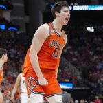 illini-defense-gets-tough-to-oust-no.-2-houston