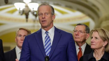 senate-unanimously-agrees-to-dhs-funding-deal-in-overnight-session,-with-a-catch