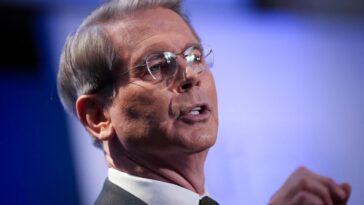 ‘tabloid-trash’:-scott-bessent-issues-scathing-response-to-media-story-on-plans-for-the-fed