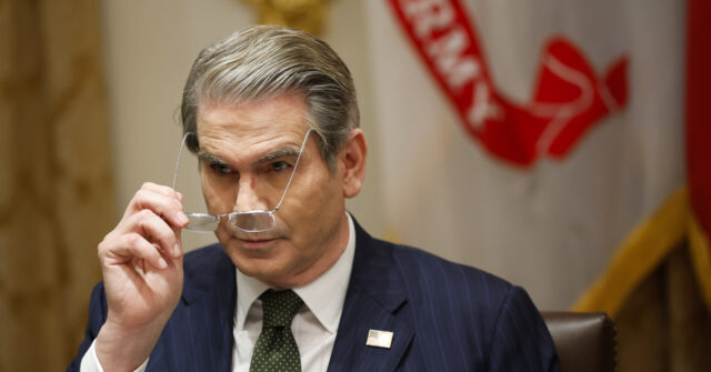 bessent-blasts-financial-times-over-‘fabricated’-story-on-federal-reserve-oversight