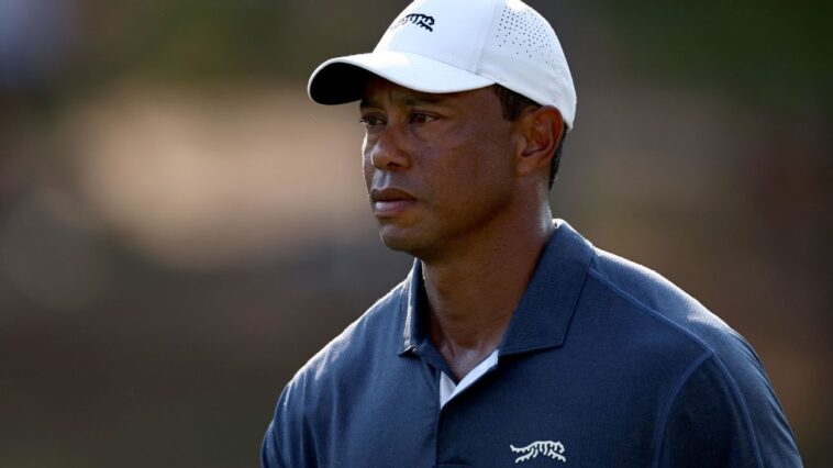 tiger-woods-involved-in-florida-rollover-crash