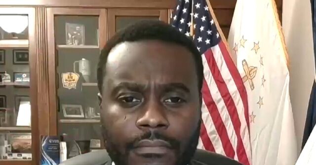 dem-rep.-amo:-tsa-isn’t-getting-paid-because-trump-won’t-make-ice-deal-we-want