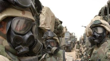 us.-marines-and-paratroopers-conducting-drills-for-chemical-and-nuclear-hazards-en-route-to-mideast