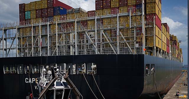 us.-accuses-china-of-detaining-panama-flagged-vessels-after-canal-port-court-ruling